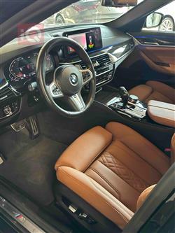 بی ئێم دەبڵیو سیریەس 5